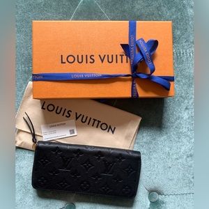 Brand New, never used, Louis Vuitton Black Monogram Clémence Wallet